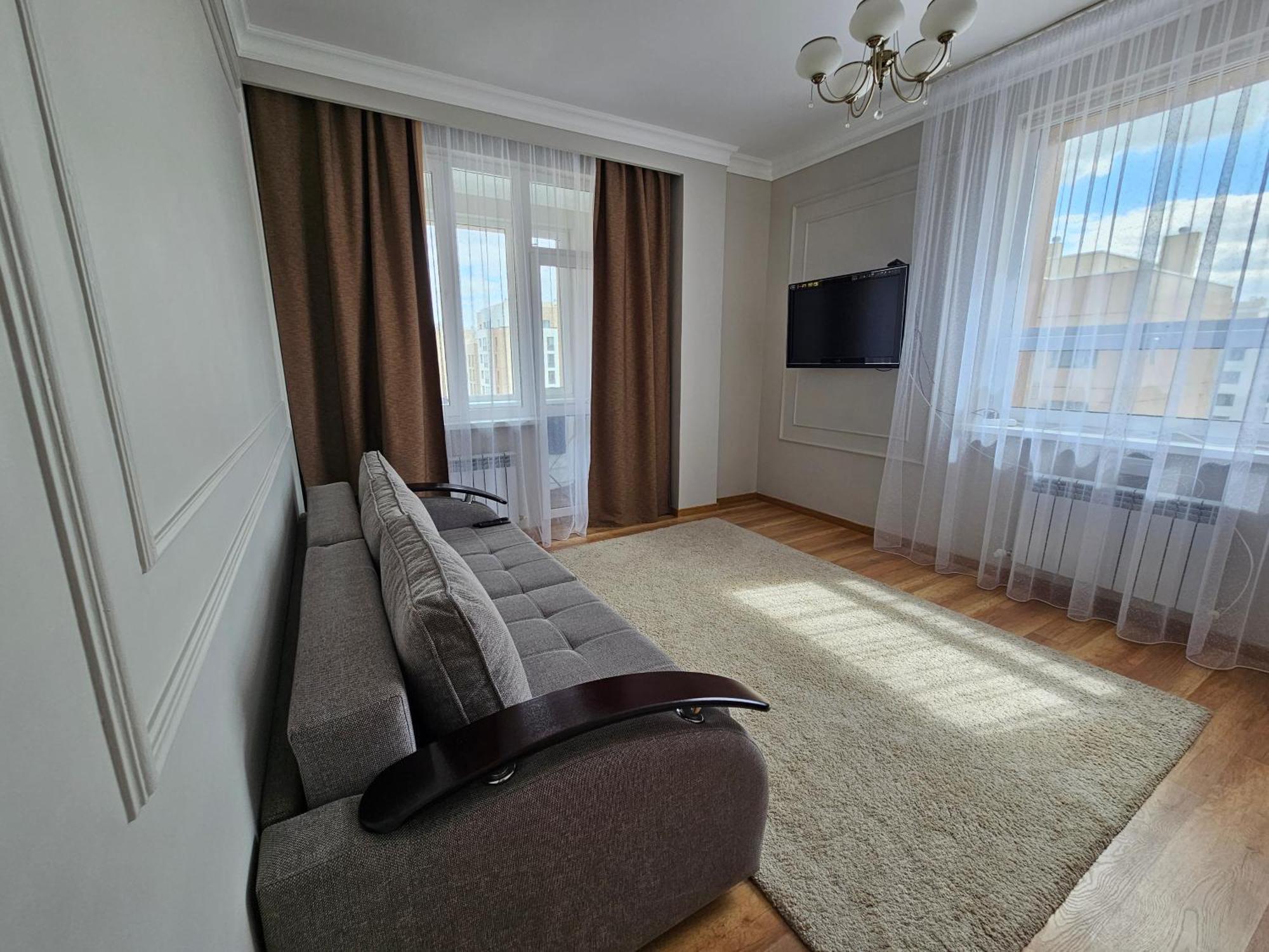Ernaz Plus Apartments-Expo-Boulevard 130 Akmola Esterno foto