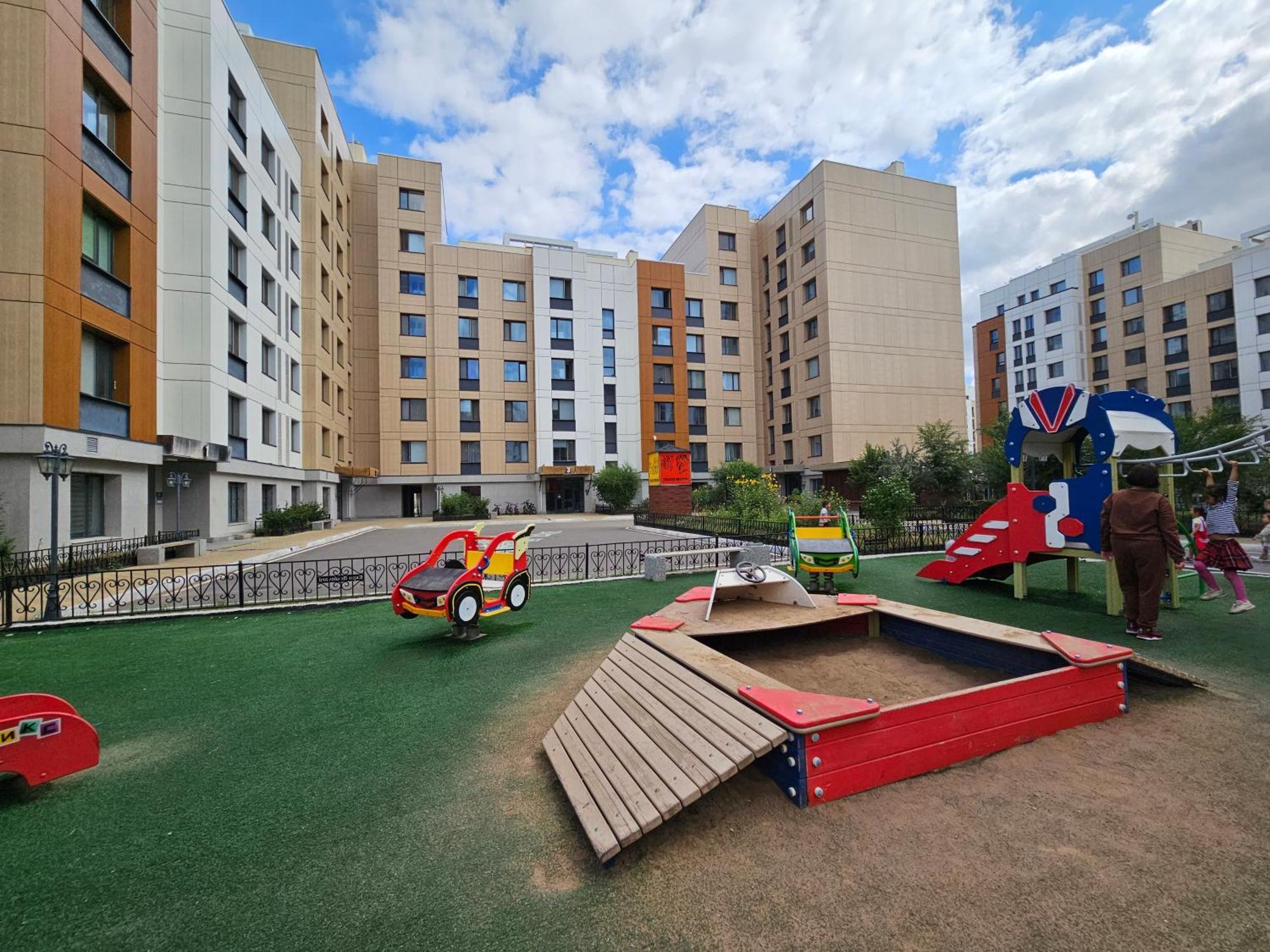 Ernaz Plus Apartments-Expo-Boulevard 130 Akmola Esterno foto